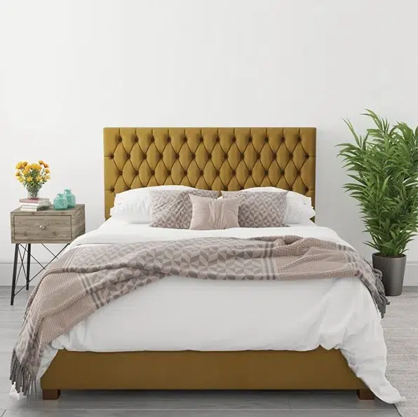 Vik Tufted Velvet Panel Bed