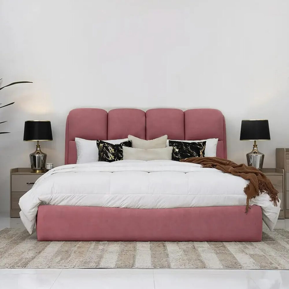 Karnak Merrick Velvet Upholstery Bed – Super King: 200 x 200cm, Pink