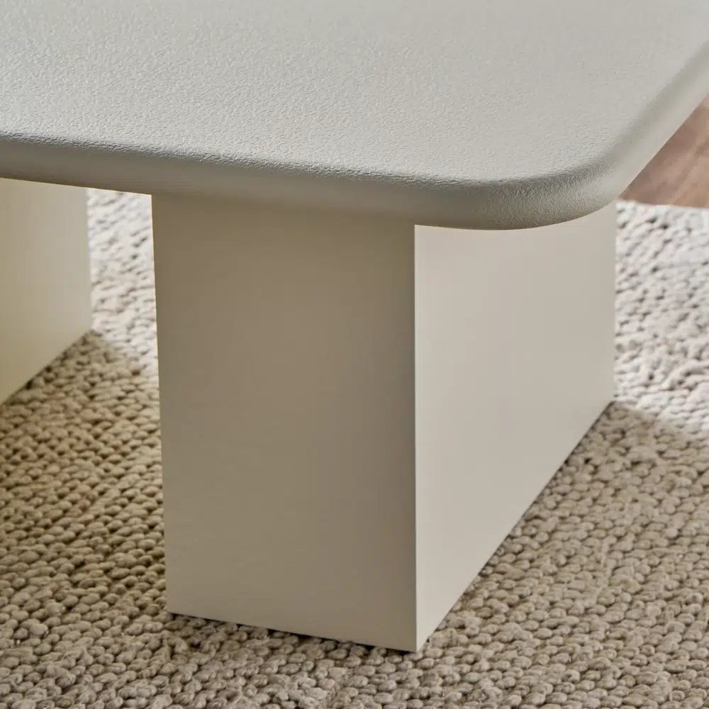 Nove Edge Coffee Table